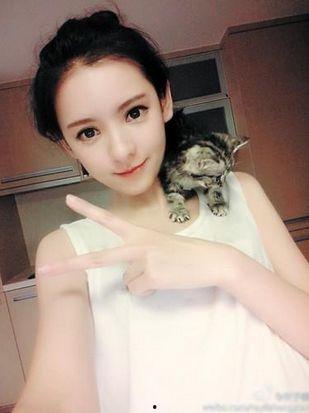 娱乐吃瓜酱女友什么系,神秘背景引发网友热议  第1张